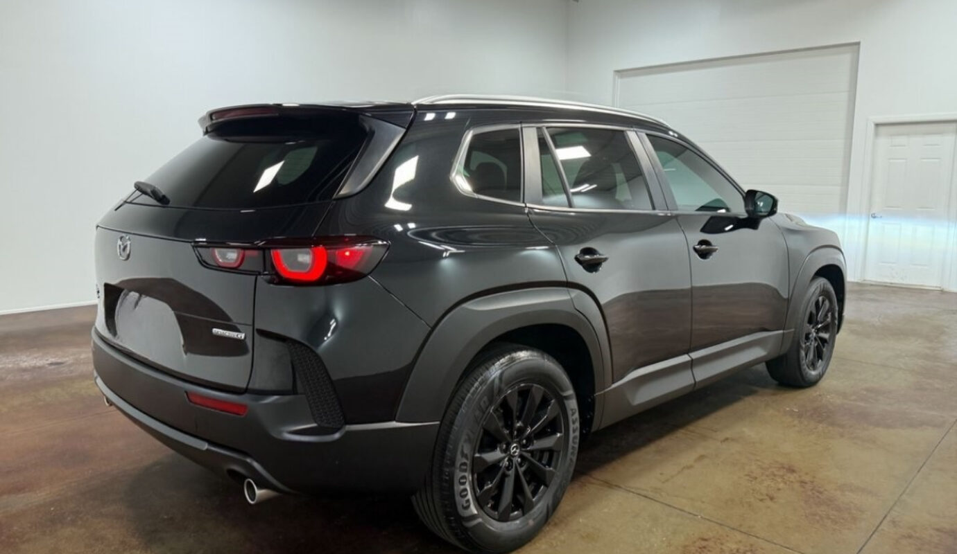 2023 Mazda CX-50 2.5 S Preferred Plus Package