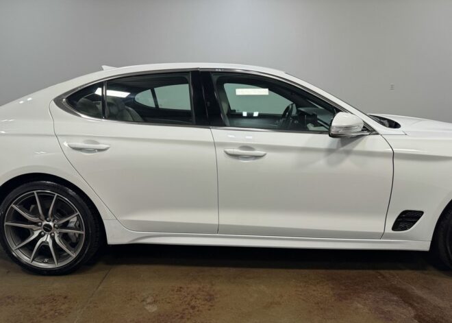 2025 Genesis G70 2.5T