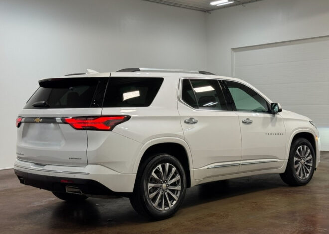 2023 Chevrolet Traverse Premier