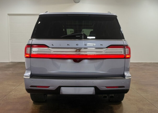 2020 Lincoln Navigator Black Label