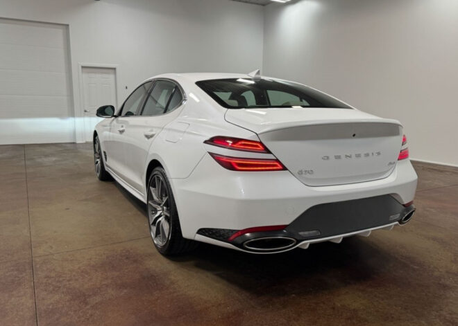 2025 Genesis G70 2.5T