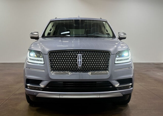 2020 Lincoln Navigator Black Label