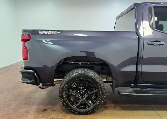 2020 Chevrolet Silverado 1500 Custom Trail Boss