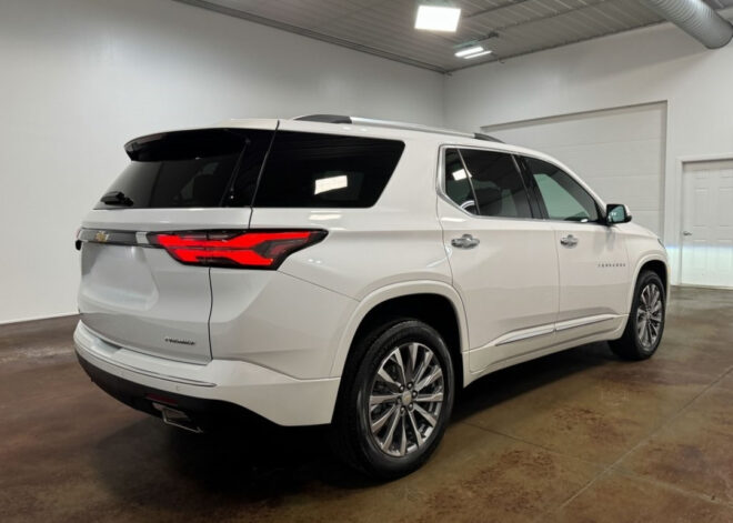 2023 Chevrolet Traverse Premier