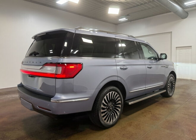 2020 Lincoln Navigator Black Label
