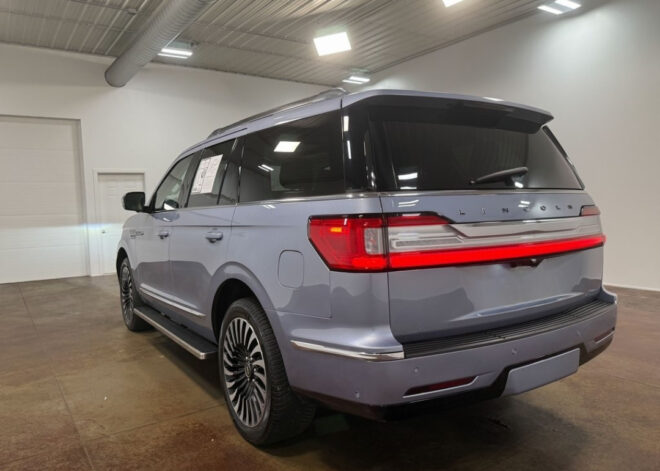 2020 Lincoln Navigator Black Label