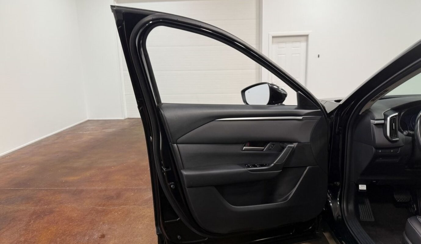 2023 Mazda CX-50 2.5 S Preferred Plus Package