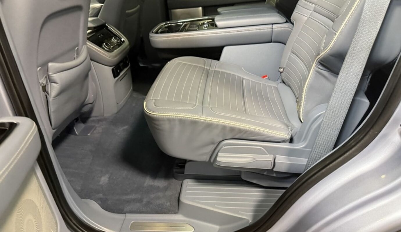 2020 Lincoln Navigator Black Label