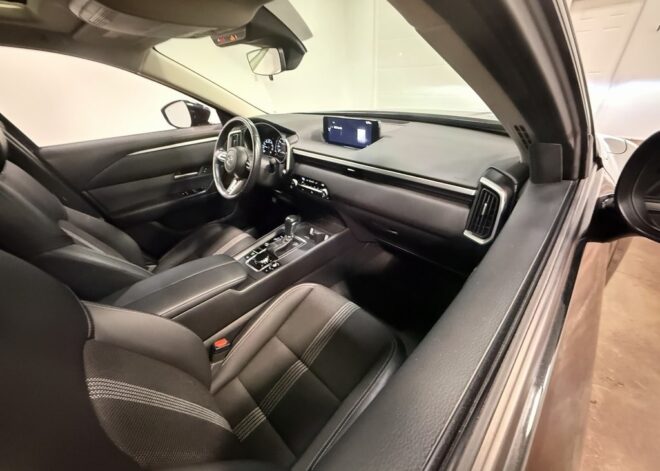 2023 Mazda CX-50 2.5 S Preferred Plus Package
