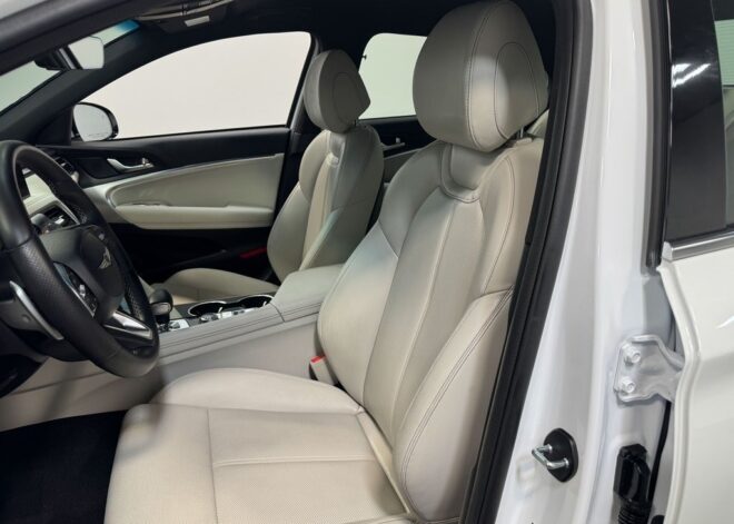 2025 Genesis G70 2.5T