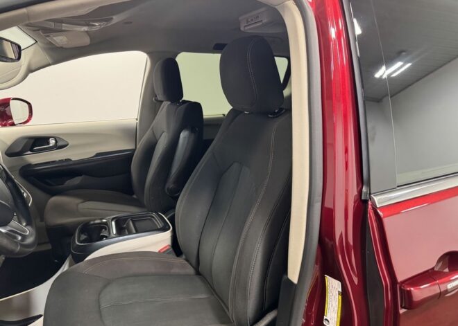 2020 Chrysler Pacifica Touring