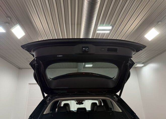 2023 Mazda CX-50 2.5 S Preferred Plus Package