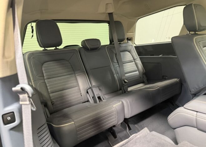 2020 Lincoln Navigator Black Label