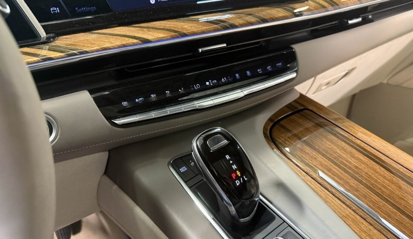 2021 Cadillac Escalade ESV Sport Platinum