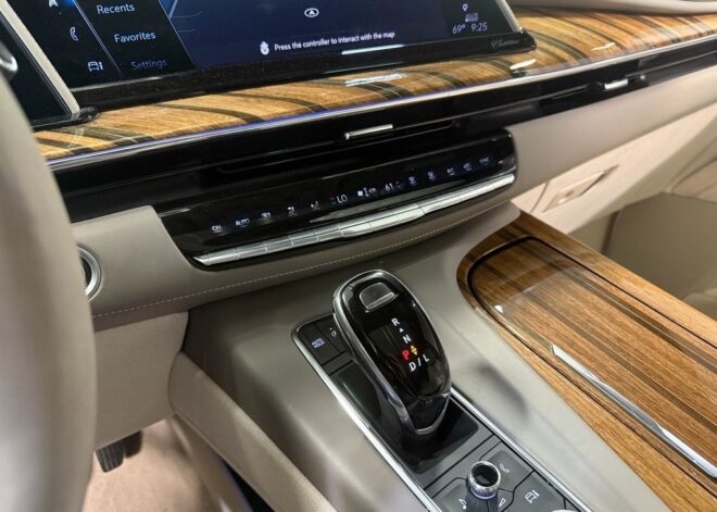 2021 Cadillac Escalade ESV Sport Platinum
