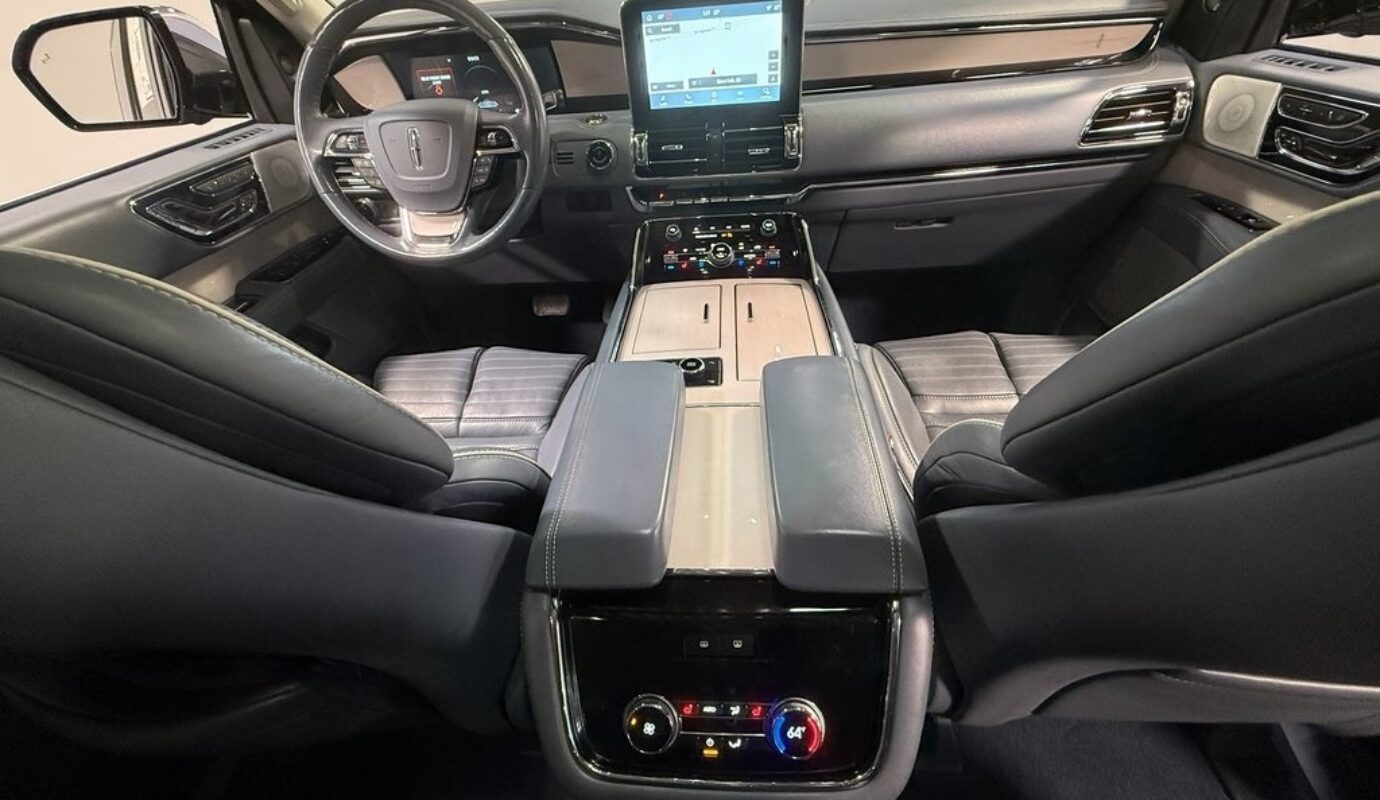 2020 Lincoln Navigator Black Label