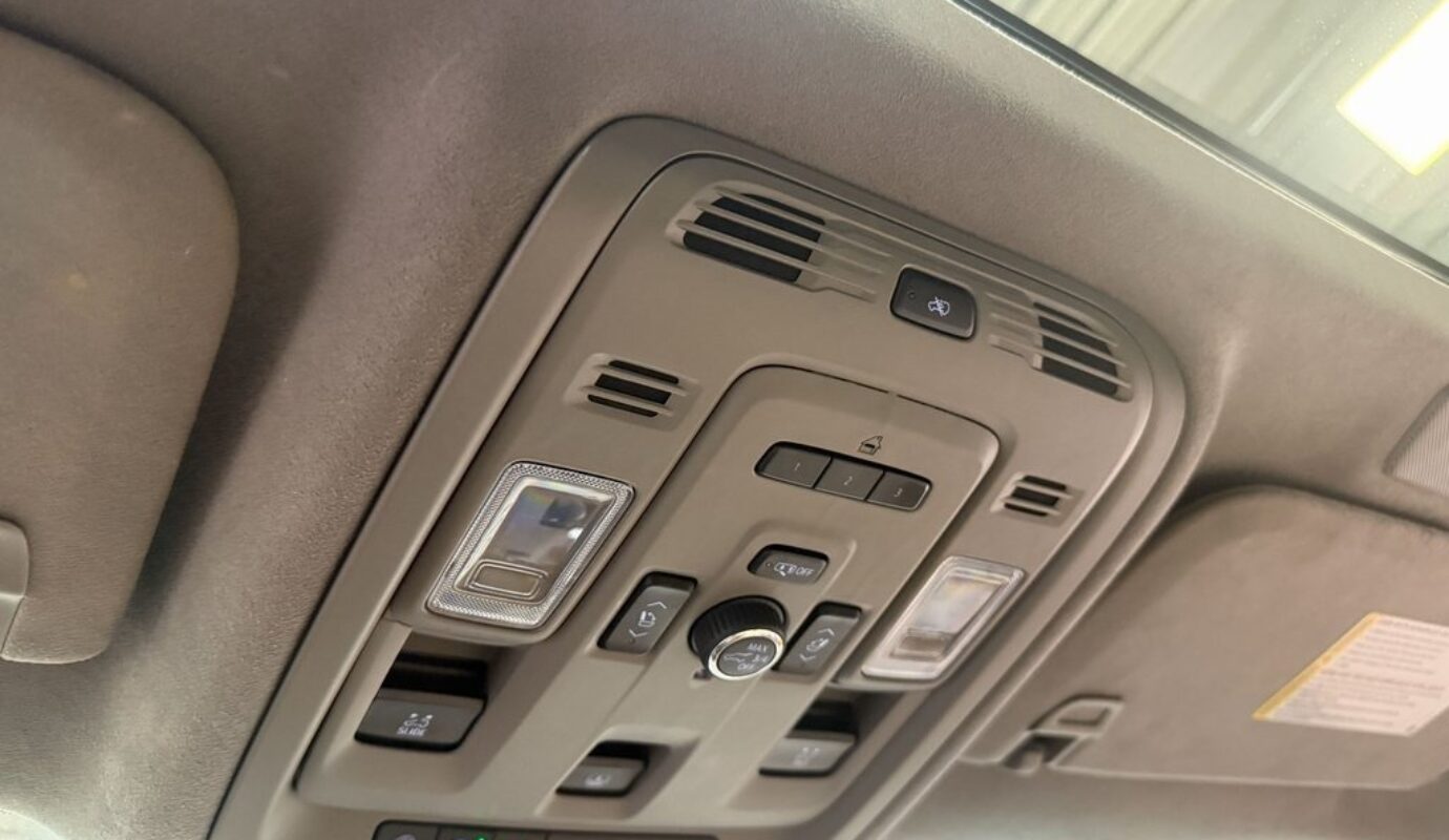 2021 Cadillac Escalade ESV Sport Platinum