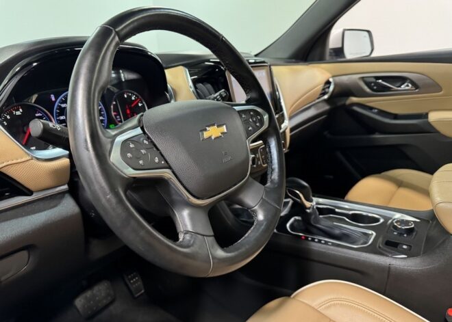 2023 Chevrolet Traverse Premier