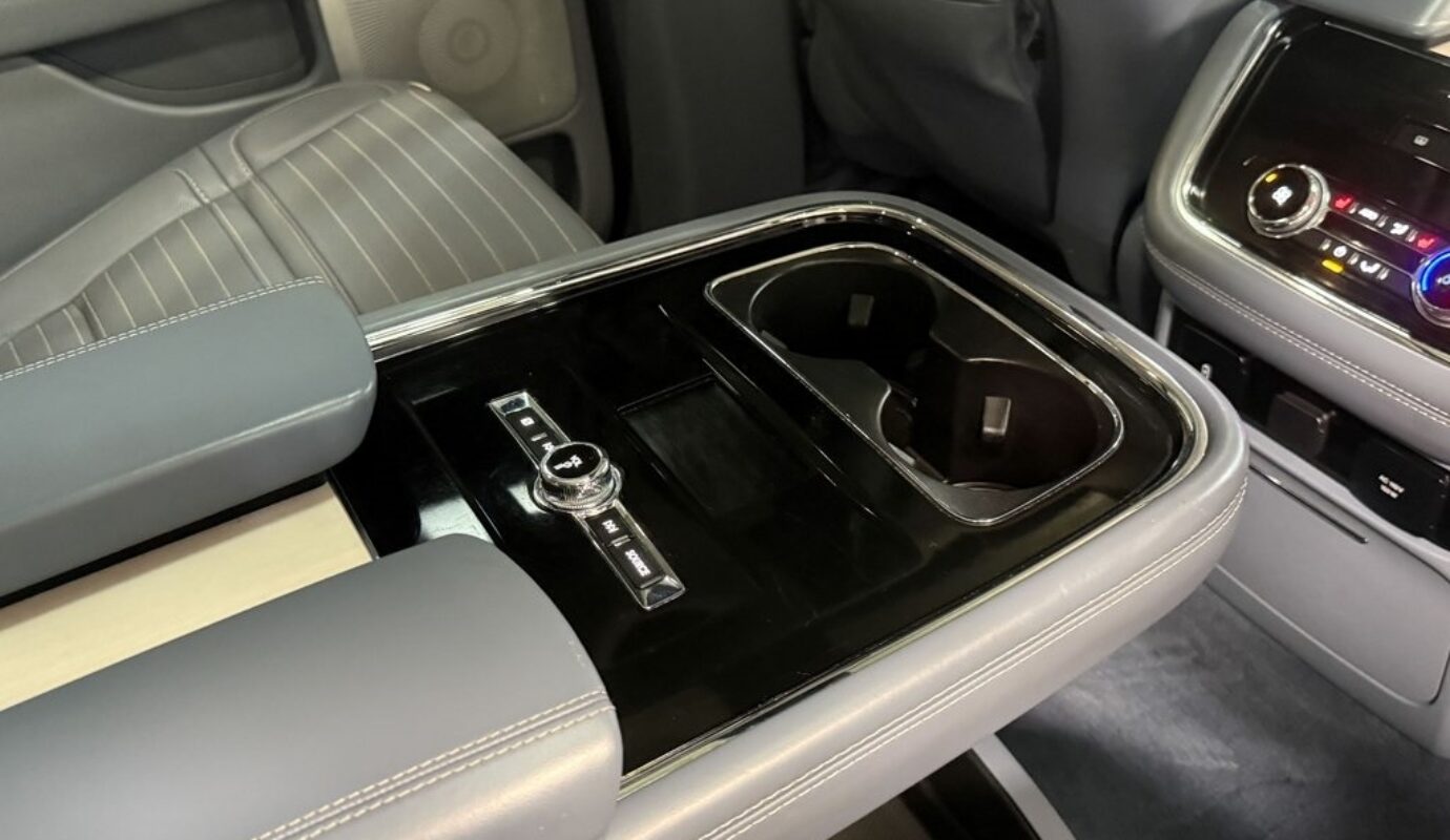 2020 Lincoln Navigator Black Label