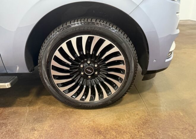 2020 Lincoln Navigator Black Label