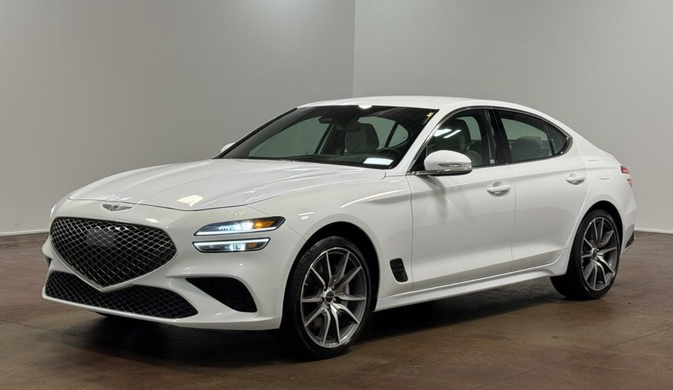 2025 Genesis G70 2.5T